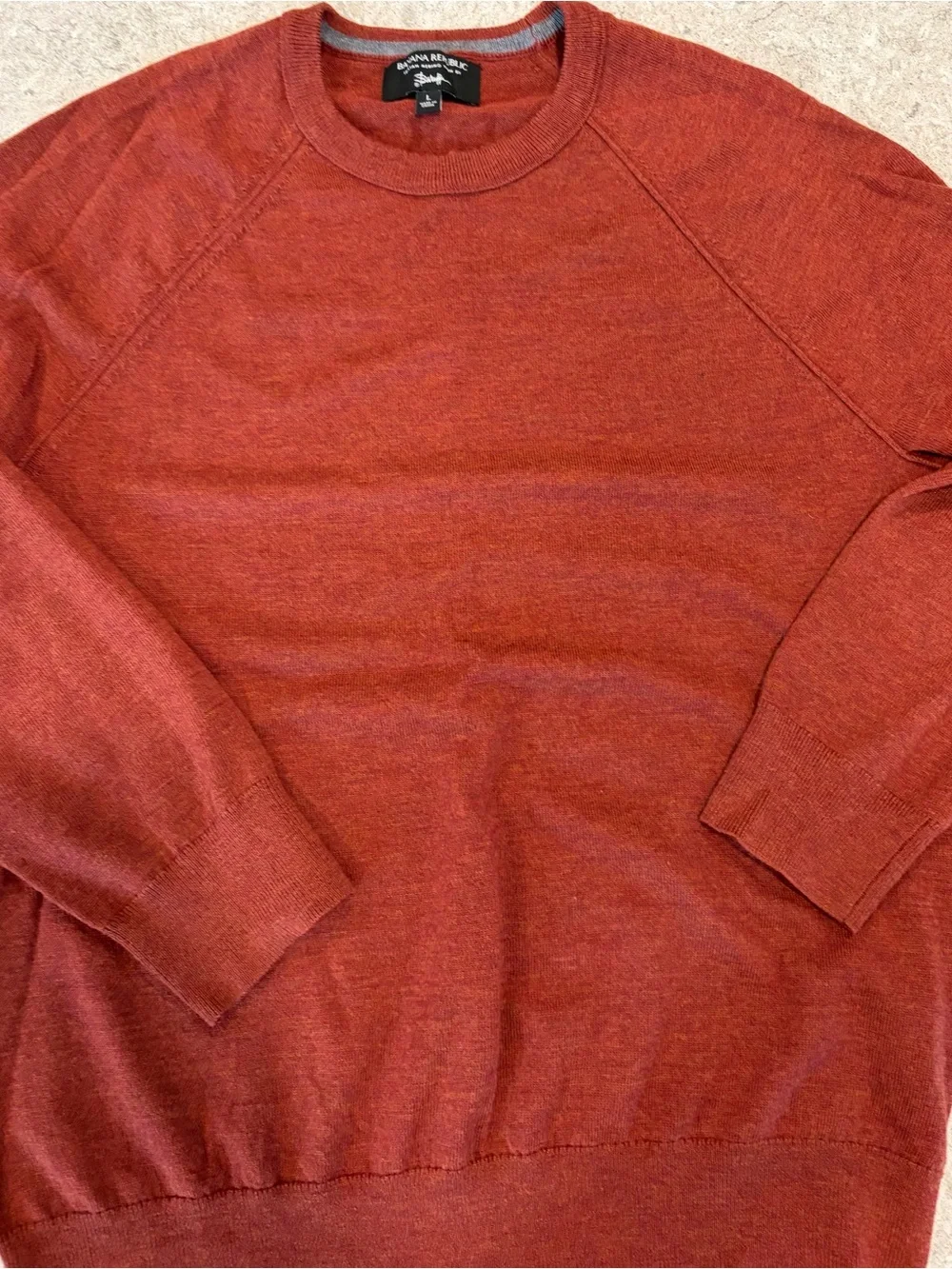 Banana Republic Men’s 100% Merino Wool Rust Crewneck Sweater-Large